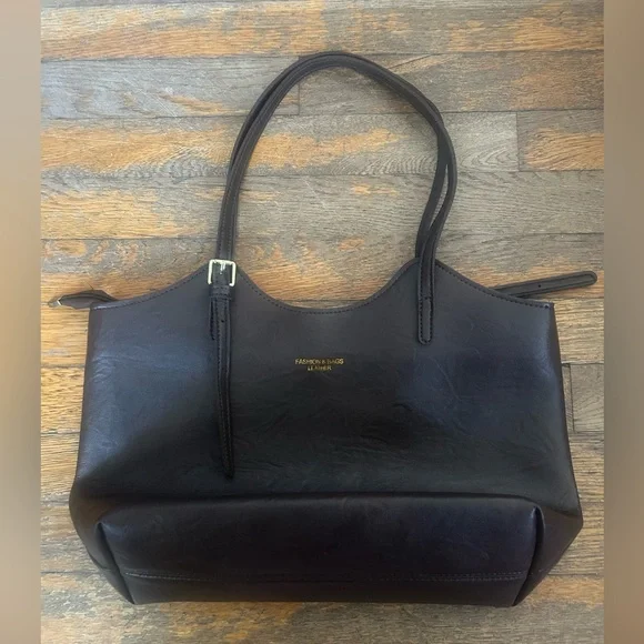 FASHION & BAGS LEATHER - Picture 1 of 7